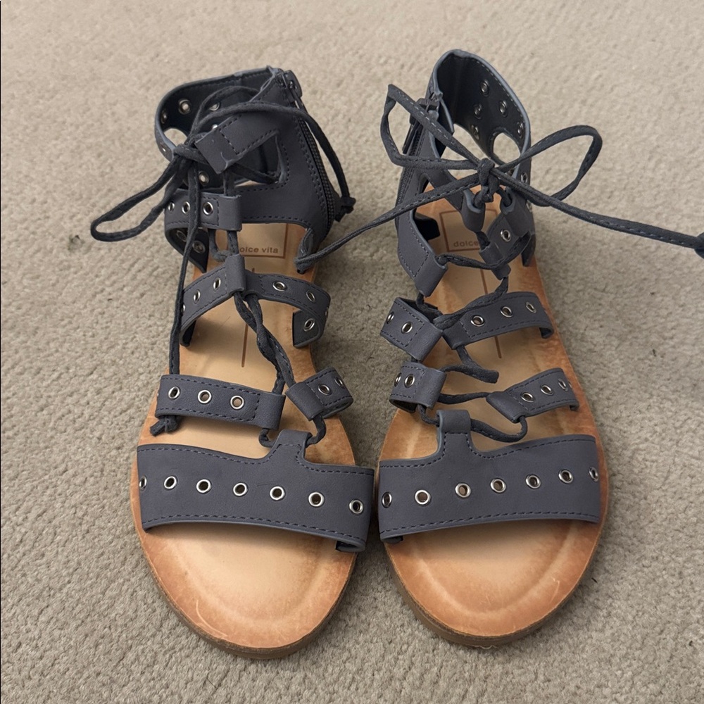 Dolce Vita Girls Gray Strappy Gladiator Sandals with Studs- NEVER WORN - 4